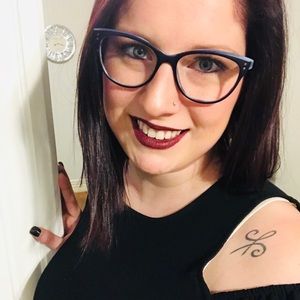 Meet your Posher, Melanie